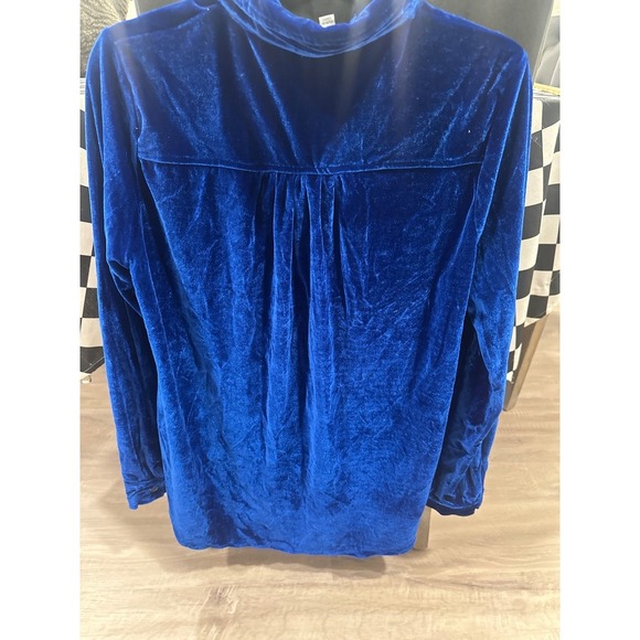 Umgee Women's Blue Velvet Long Sleeve Button Down Shirt Pockets, Size L team - Picture 4 of 6